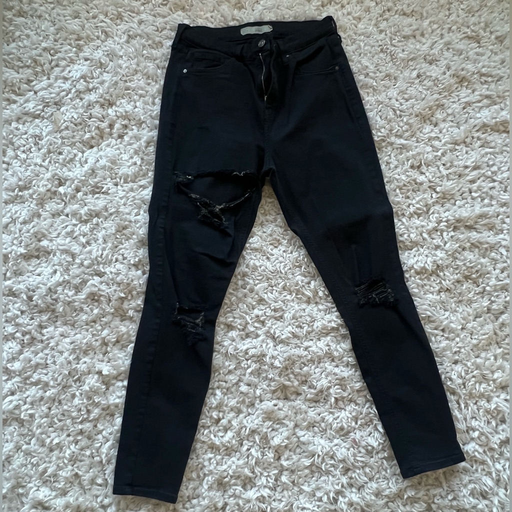 Black Destroyed Skinny Jeans